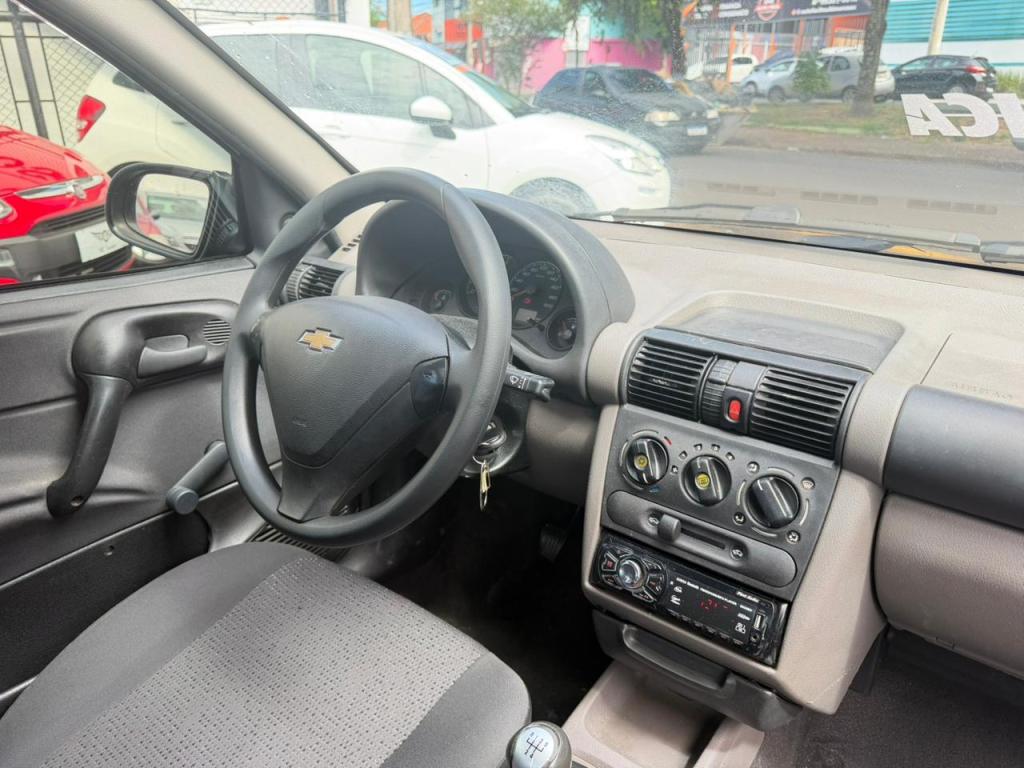 CHEVROLET Classic Sedan - Foto