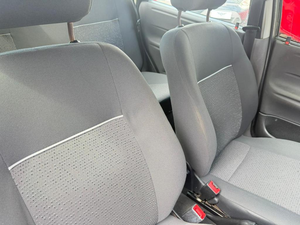 CHEVROLET Classic Sedan - Foto