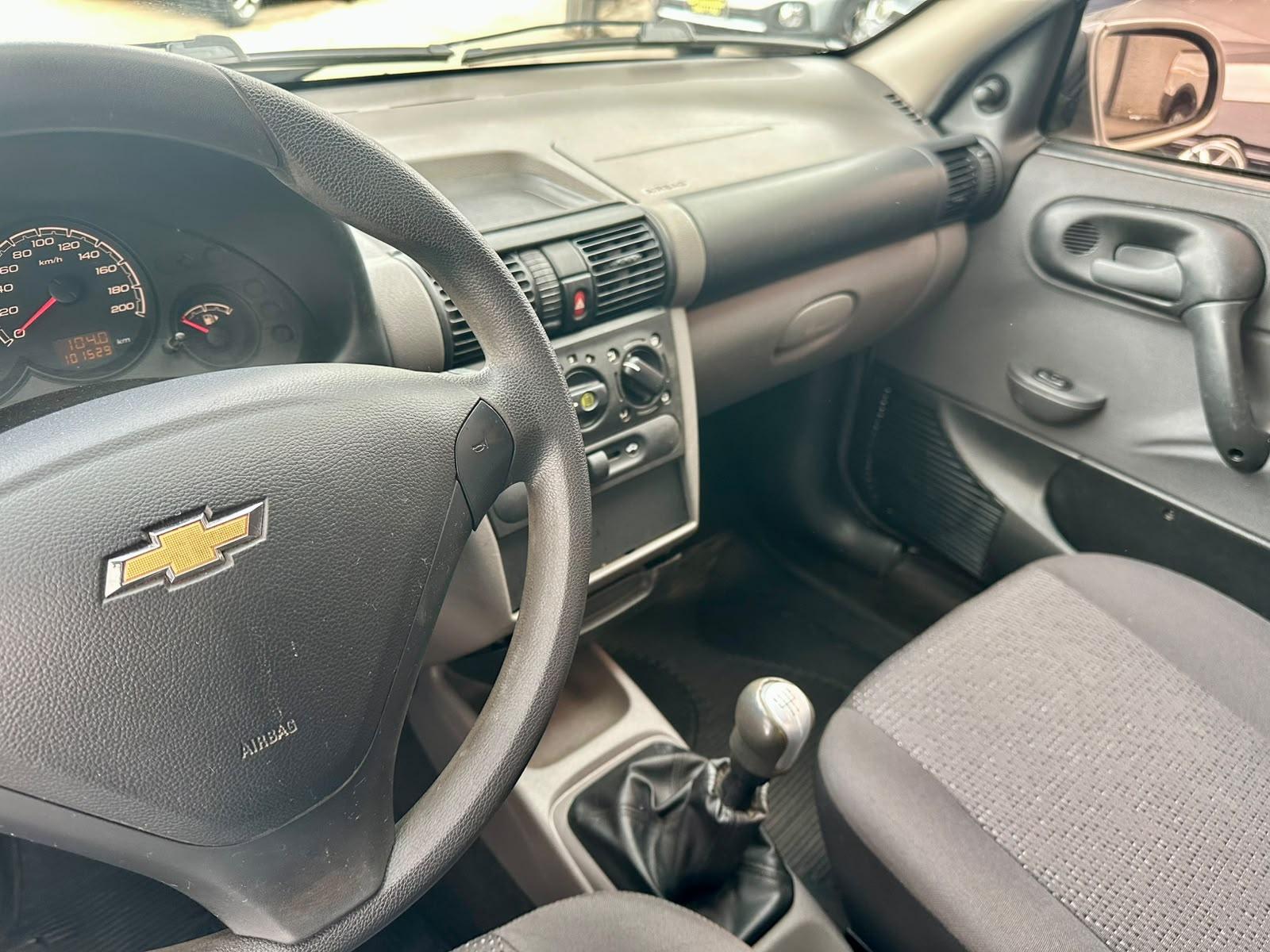 CHEVROLET Classic Sedan - Foto