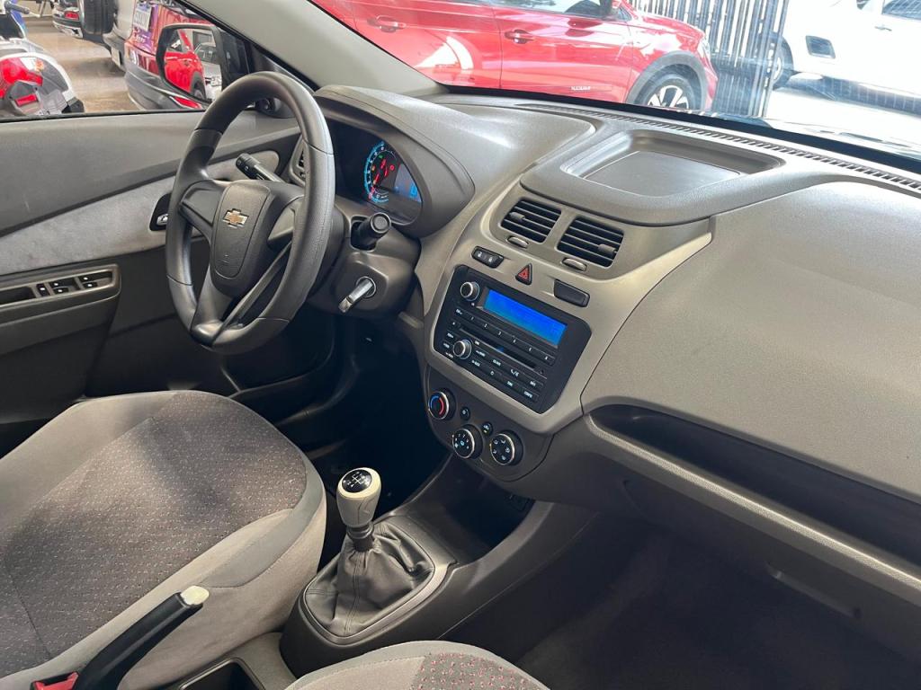 CHEVROLET Cobalt - Foto