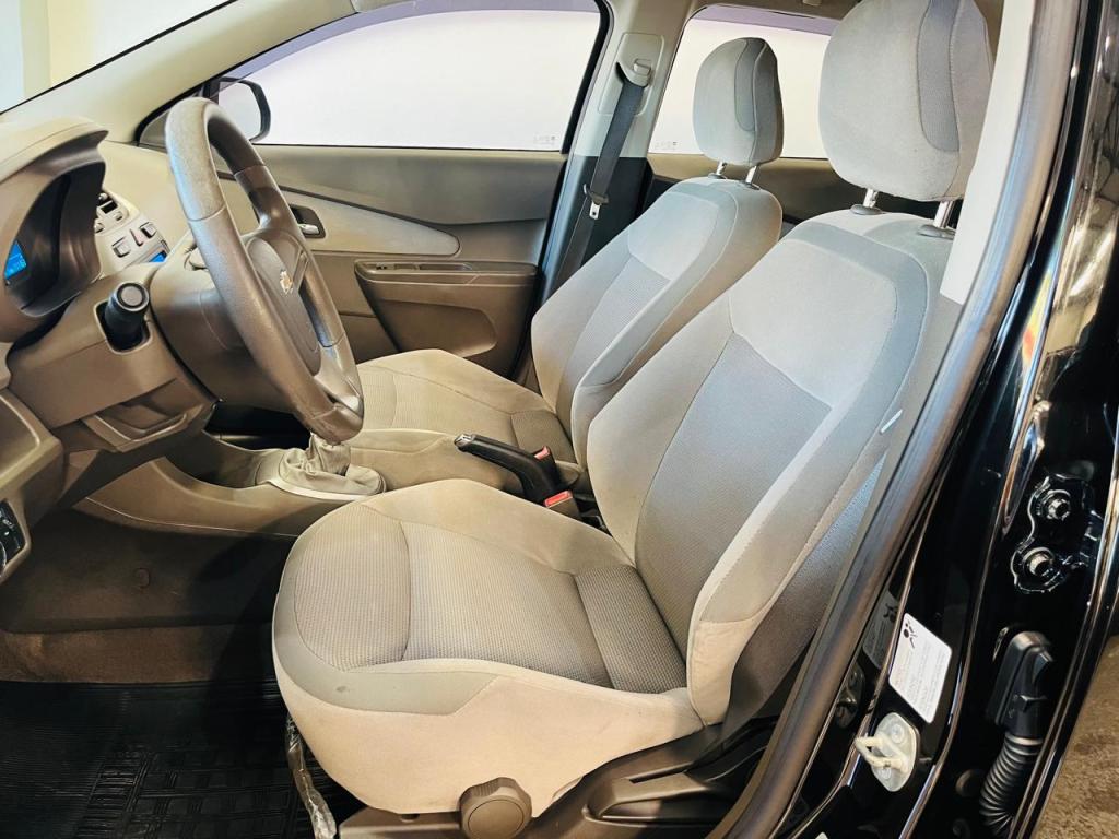 CHEVROLET Cobalt - Foto