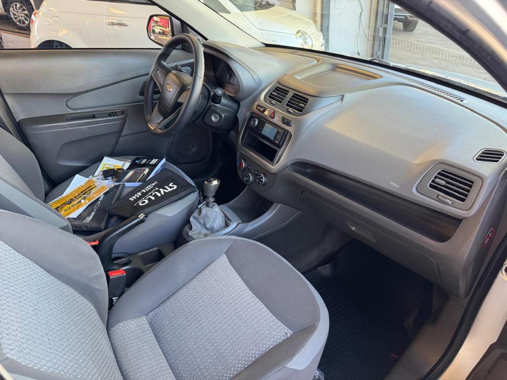 CHEVROLET Cobalt - Foto