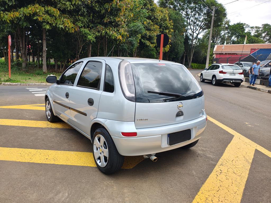 CHEVROLET Corsa Hatch - Foto