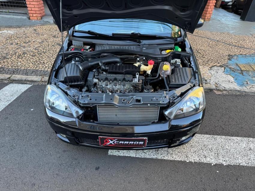 CHEVROLET Corsa Hatch - Foto