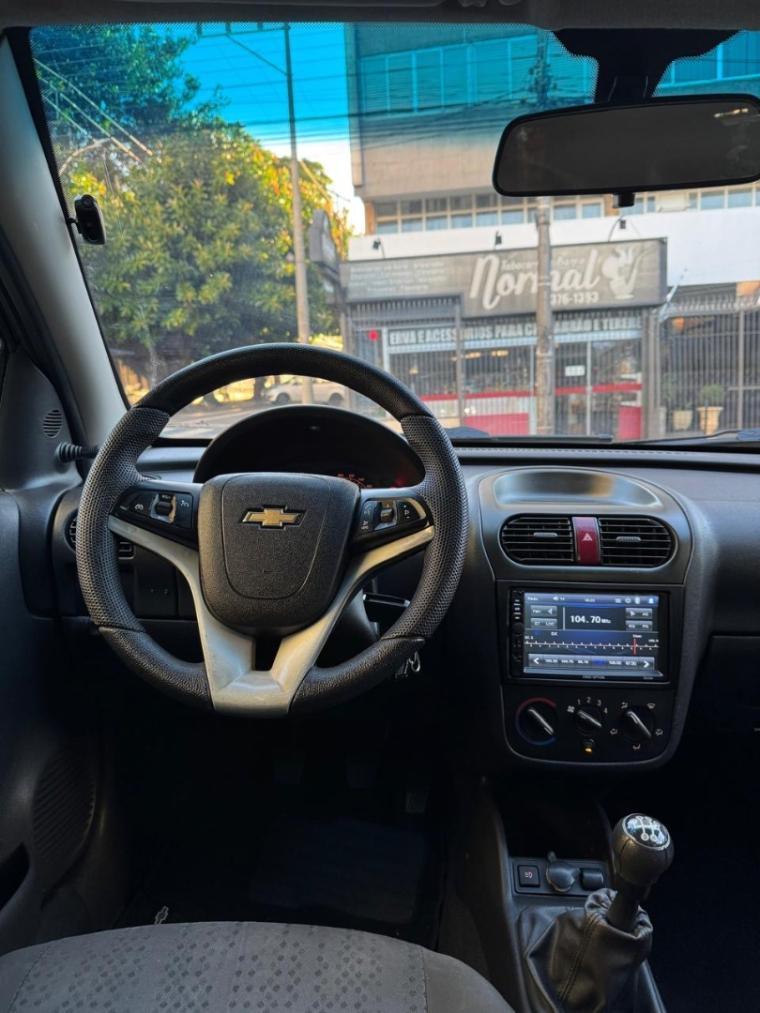 CHEVROLET Corsa Hatch - Foto