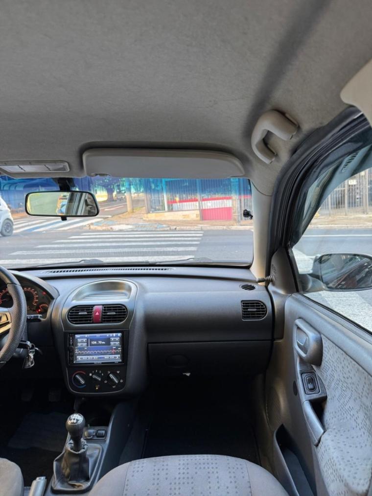 CHEVROLET Corsa Hatch - Foto