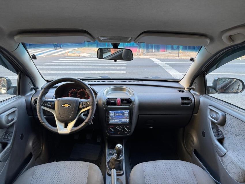 CHEVROLET Corsa Hatch - Foto