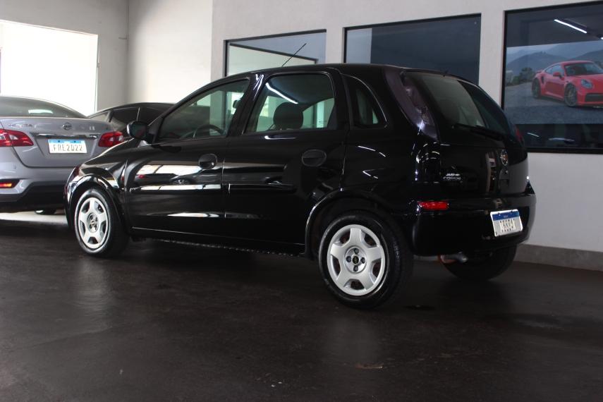 CHEVROLET Corsa Hatch - Foto