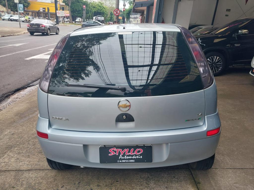 CHEVROLET Corsa Hatch - Foto