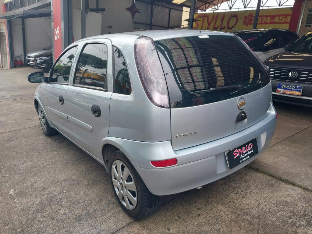 CHEVROLET Corsa Hatch - Foto