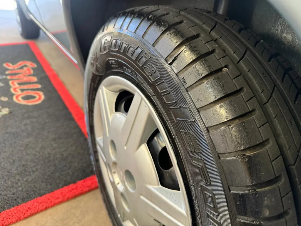 CHEVROLET Corsa Sedan - Foto