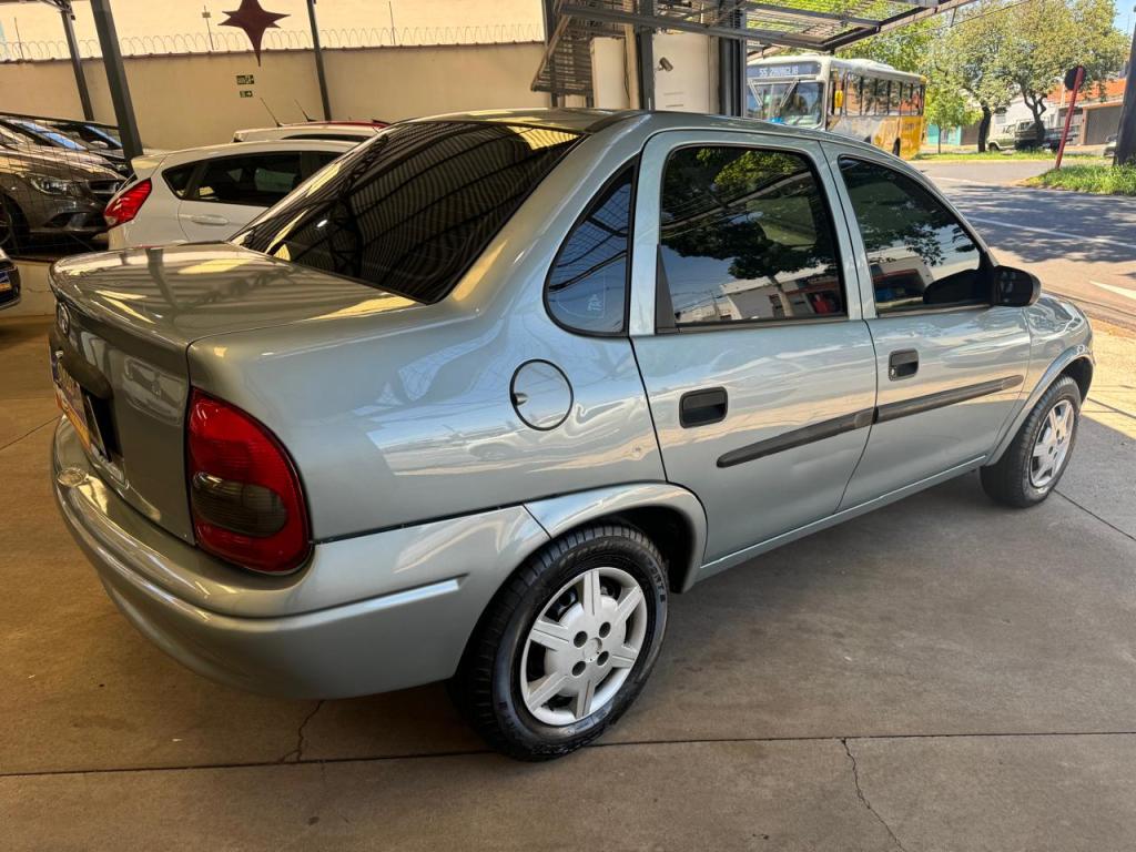 CHEVROLET Corsa Sedan - Foto