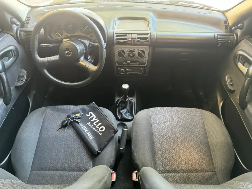 CHEVROLET Corsa Sedan - Foto