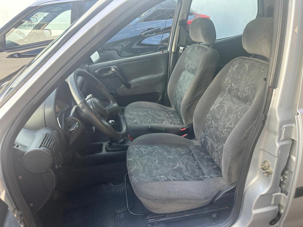 CHEVROLET Corsa Sedan - Foto