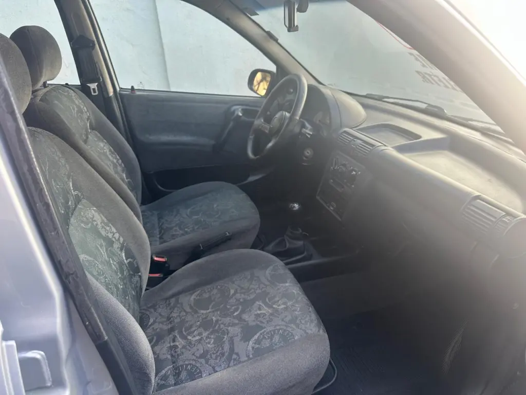 CHEVROLET Corsa Sedan - Foto