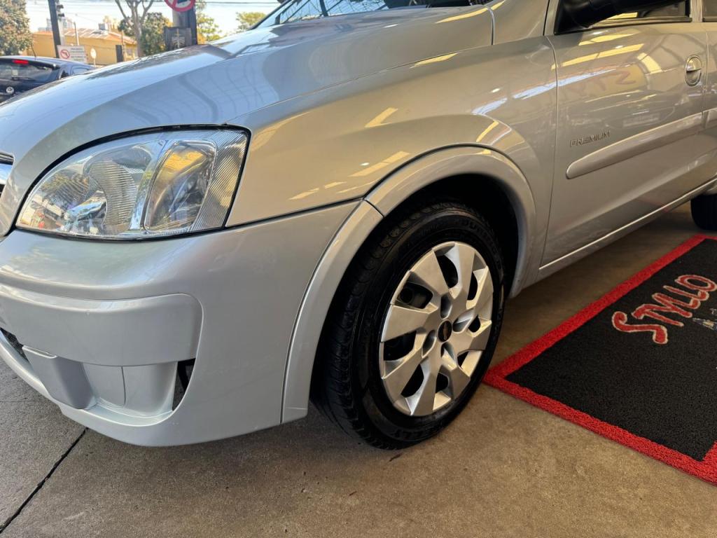 CHEVROLET Corsa Sedan - Foto