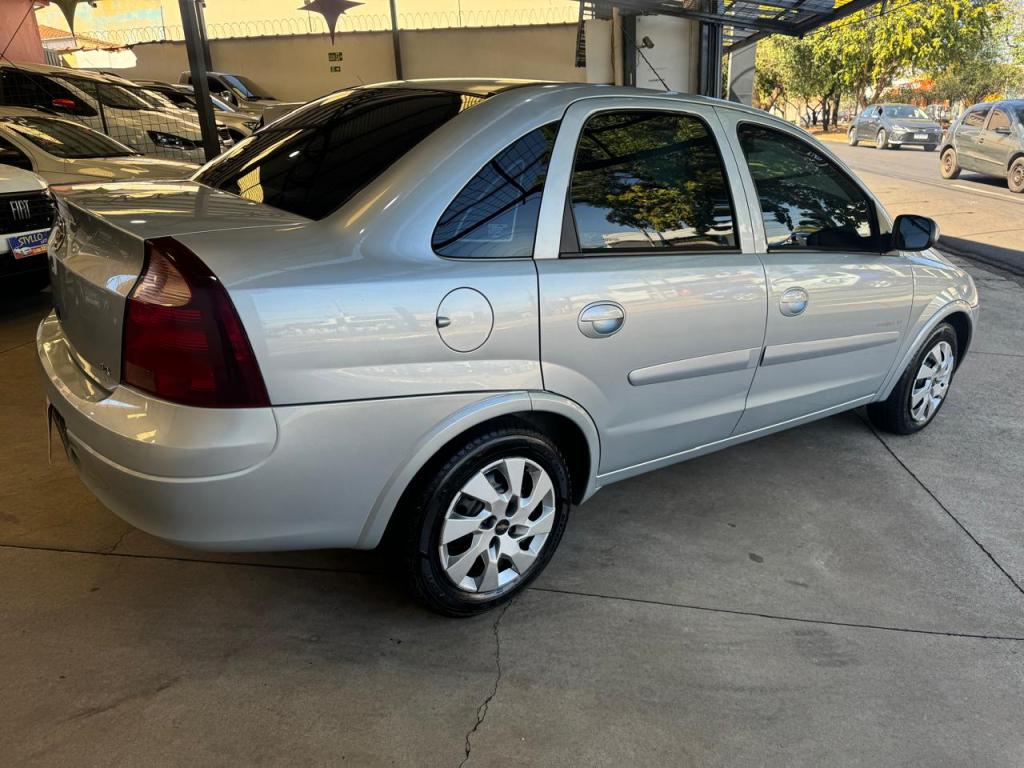 CHEVROLET Corsa Sedan - Foto