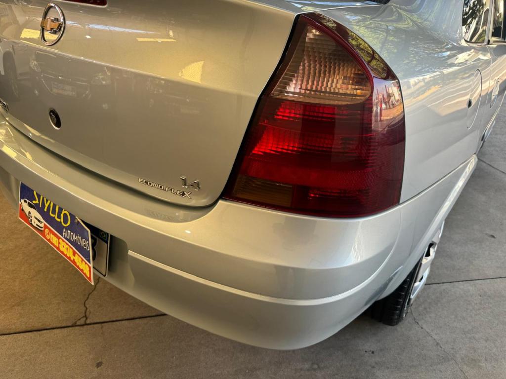 CHEVROLET Corsa Sedan - Foto