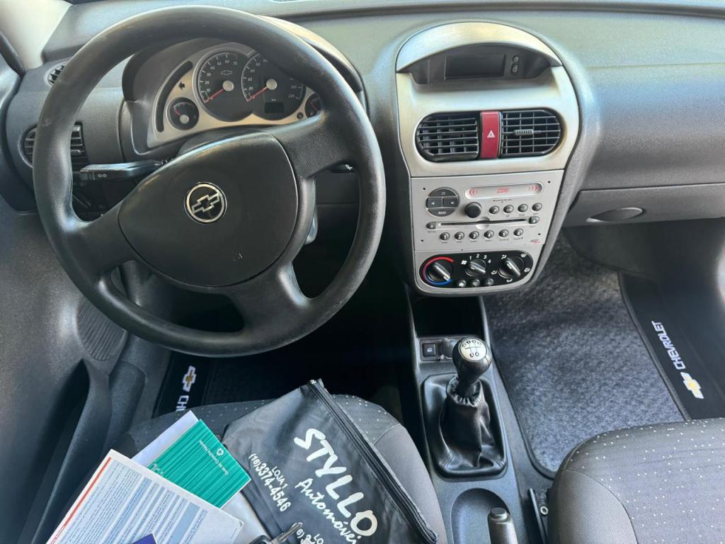 CHEVROLET Corsa Sedan - Foto