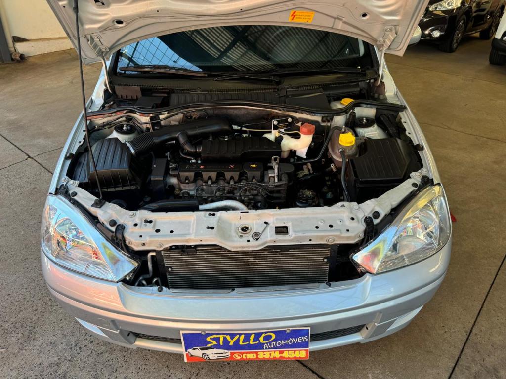 CHEVROLET Corsa Sedan - Foto