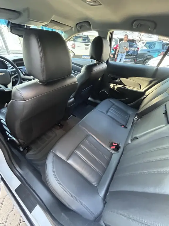 CHEVROLET Cruze Hatch - Foto