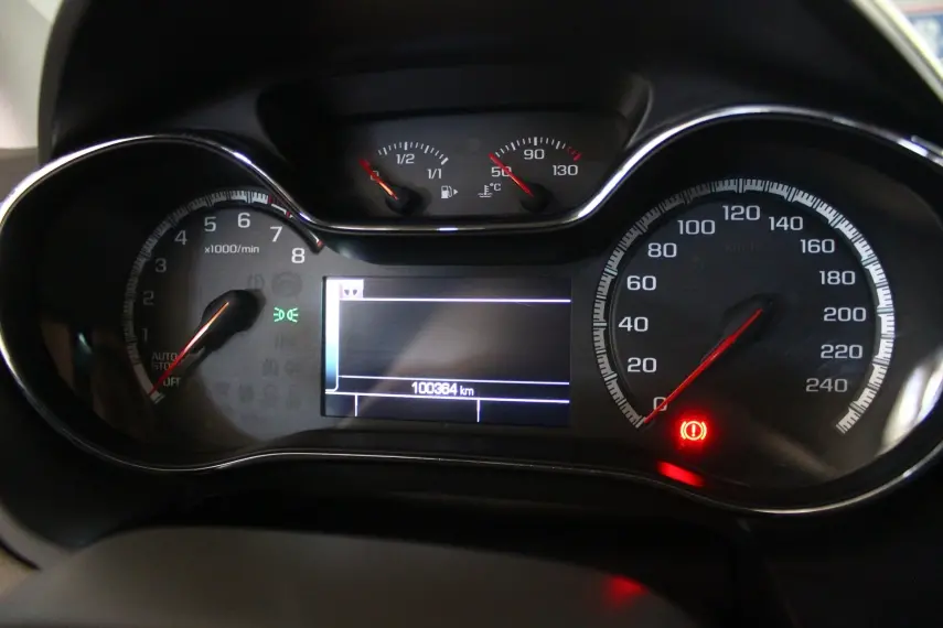 CHEVROLET Cruze Hatch - Foto