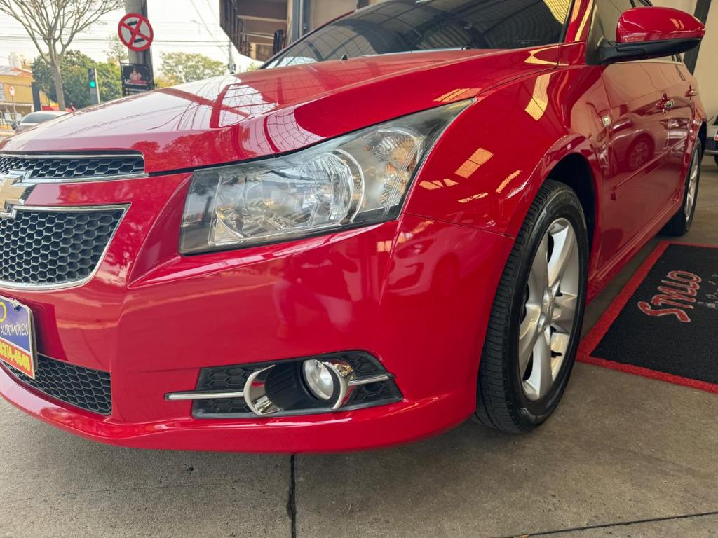 CHEVROLET Cruze Hatch - Foto