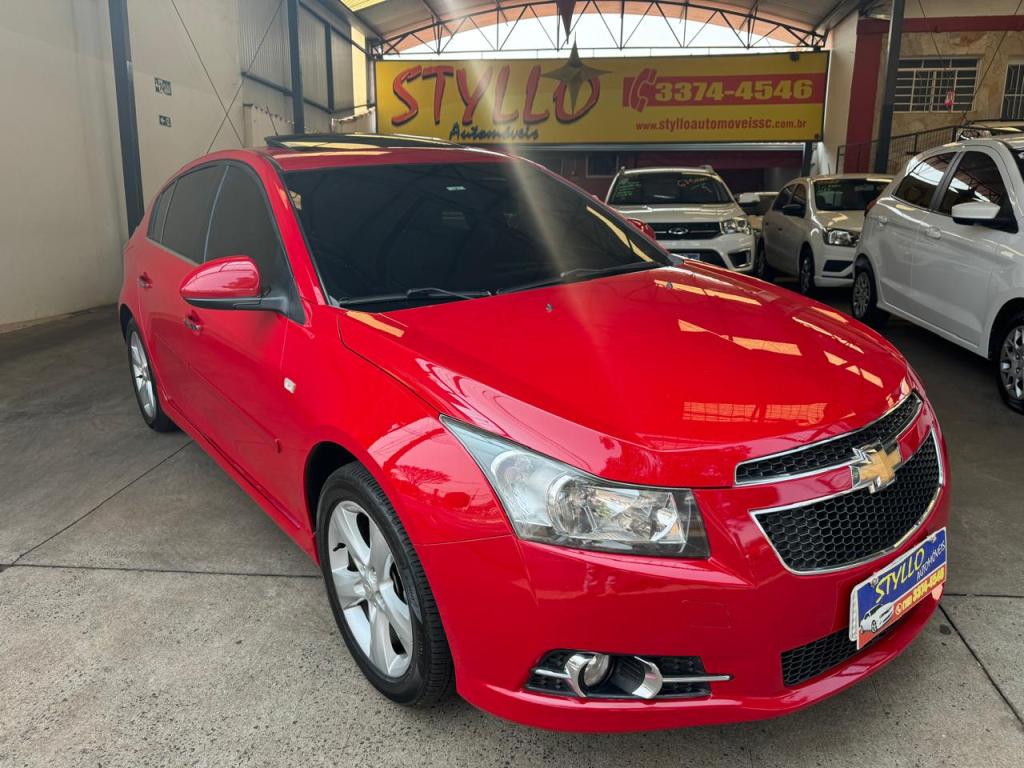 CHEVROLET Cruze Hatch - Foto