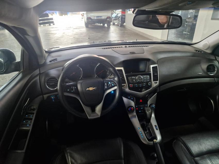 CHEVROLET Cruze Hatch - Foto