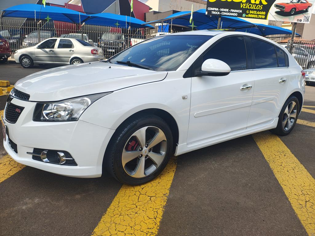 CHEVROLET Cruze Hatch - Foto