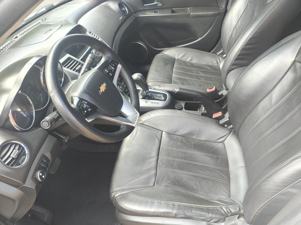 CHEVROLET Cruze Hatch - Foto