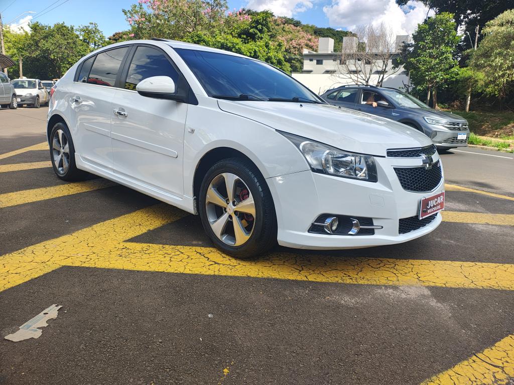 CHEVROLET Cruze Hatch - Foto