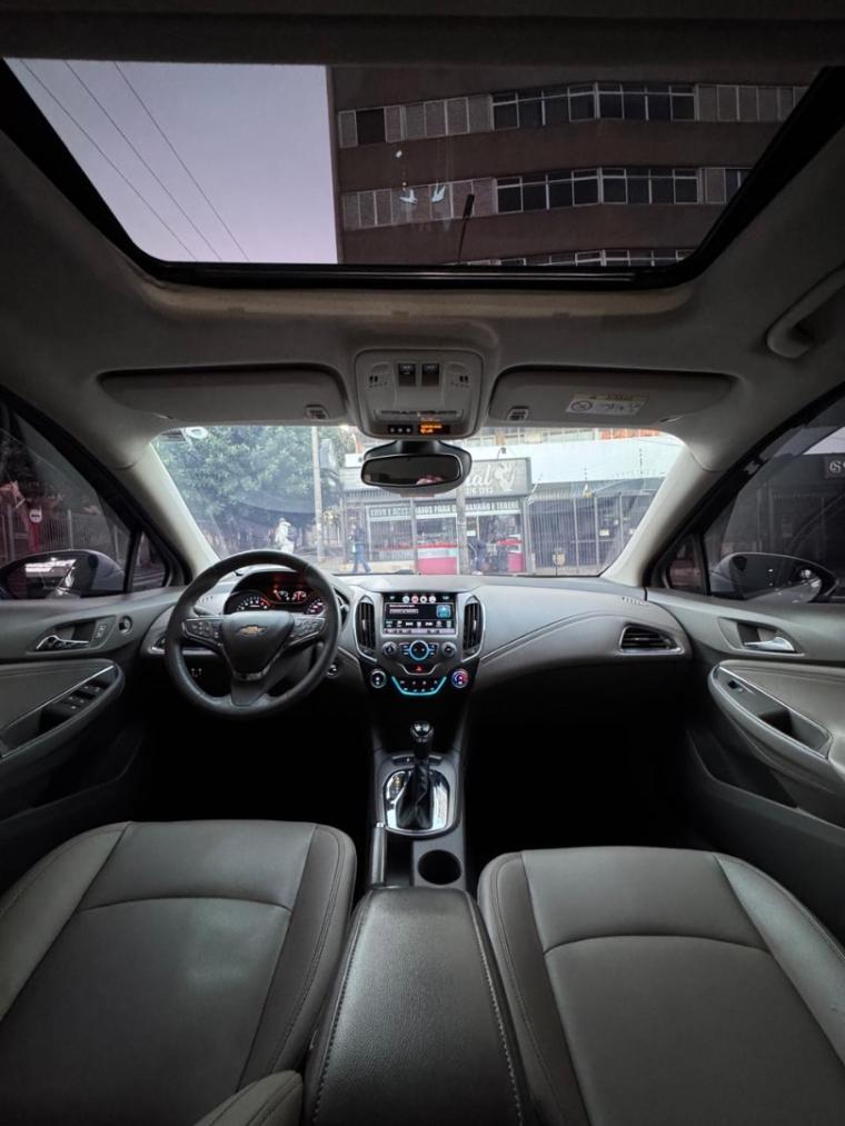 CHEVROLET Cruze Hatch - Foto