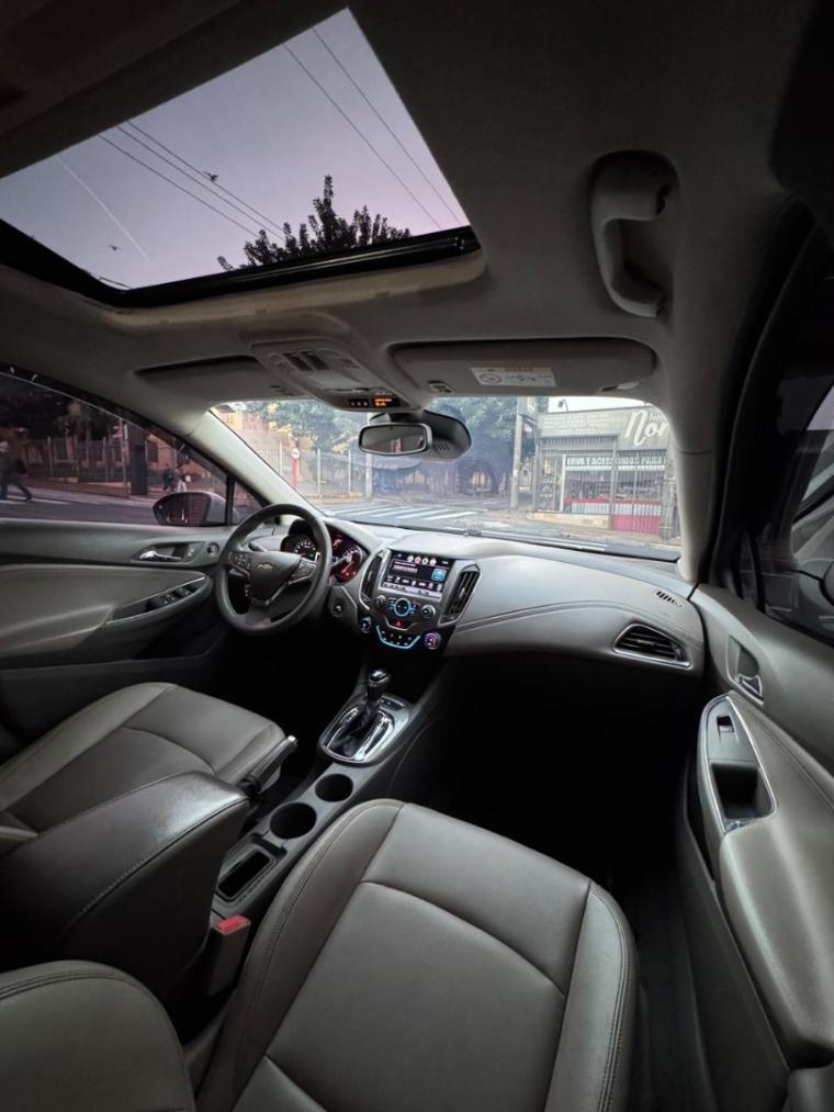 CHEVROLET Cruze Hatch - Foto