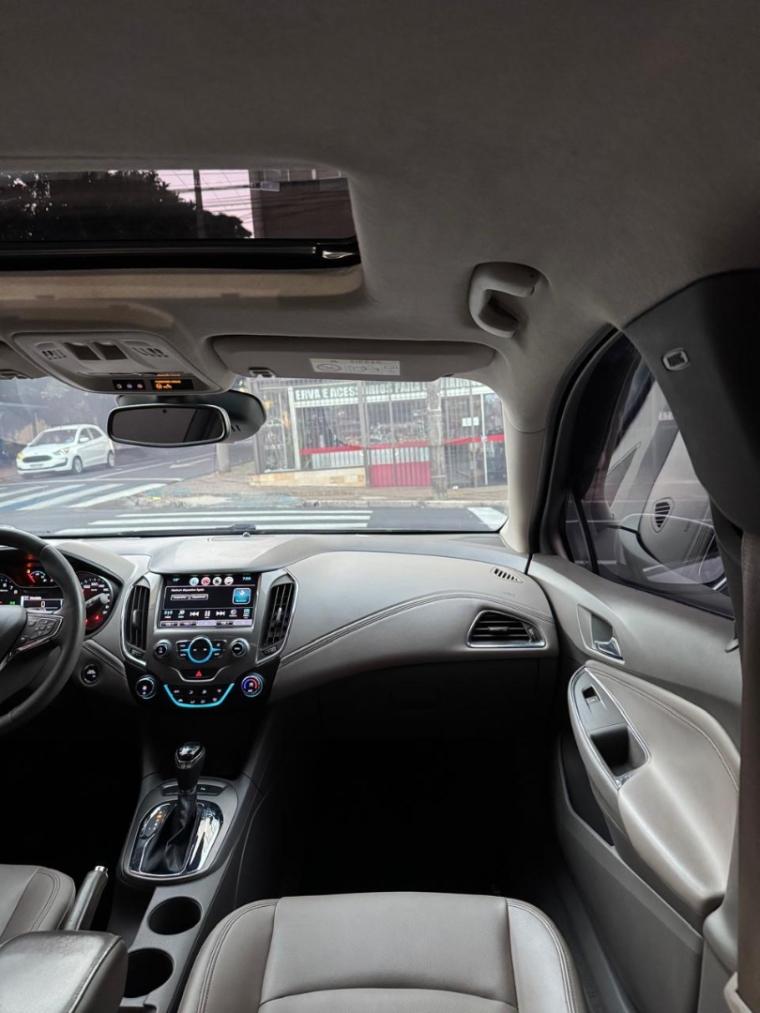 CHEVROLET Cruze Hatch - Foto