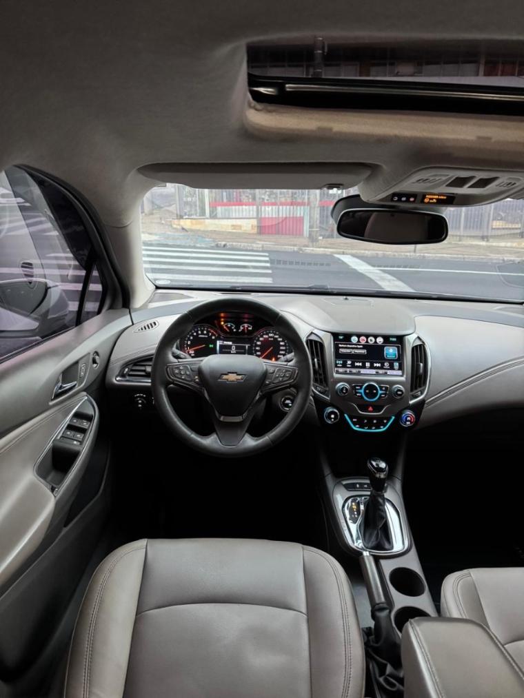CHEVROLET Cruze Hatch - Foto