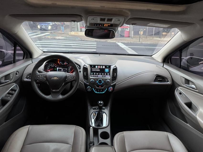 CHEVROLET Cruze Hatch - Foto