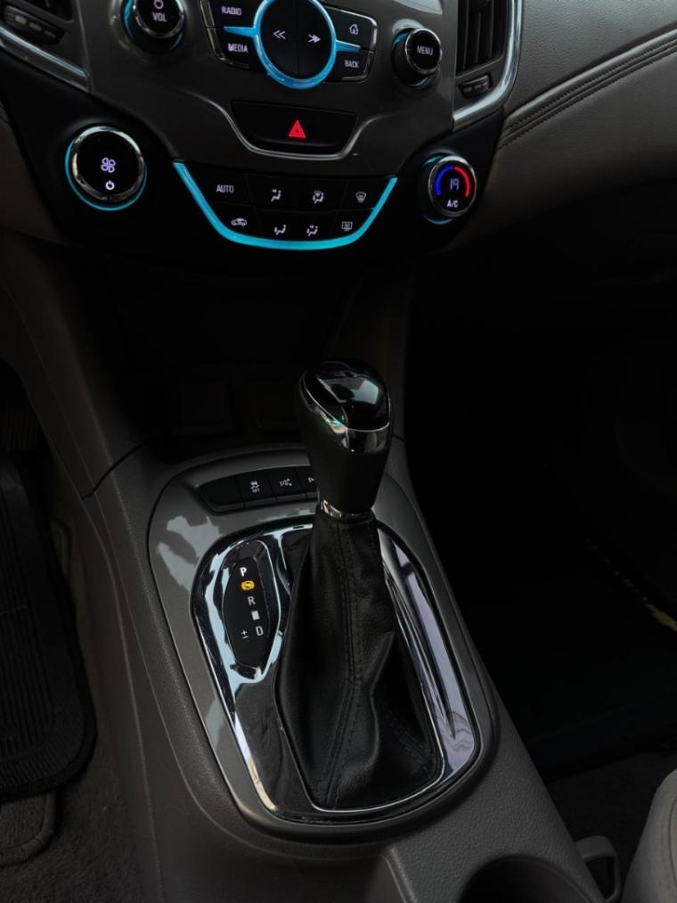 CHEVROLET Cruze Hatch - Foto