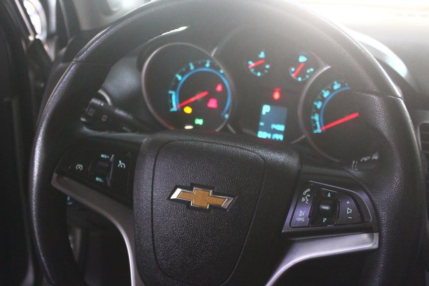 CHEVROLET Cruze Hatch - Foto