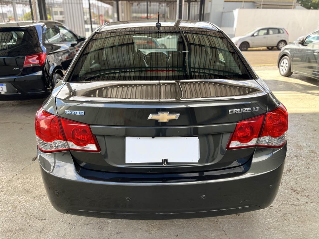CHEVROLET Cruze Sedan - Foto