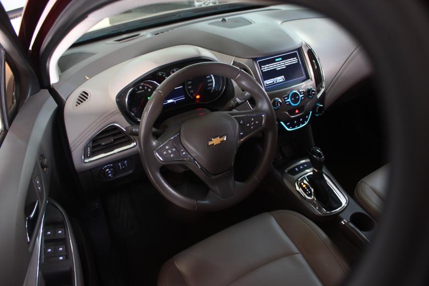 CHEVROLET Cruze Sedan - Foto