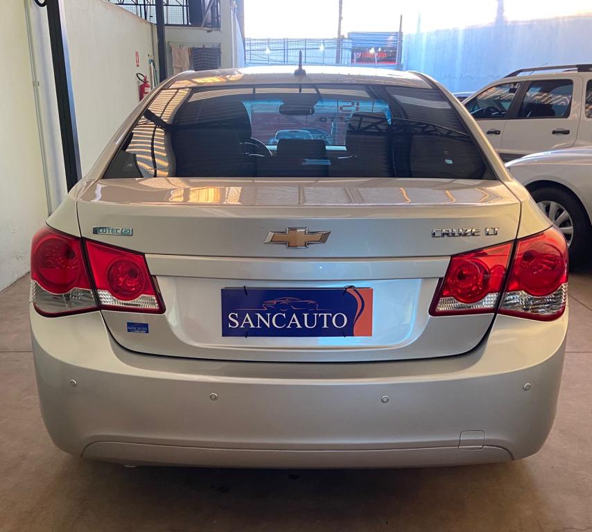 CHEVROLET Cruze Sedan - Foto