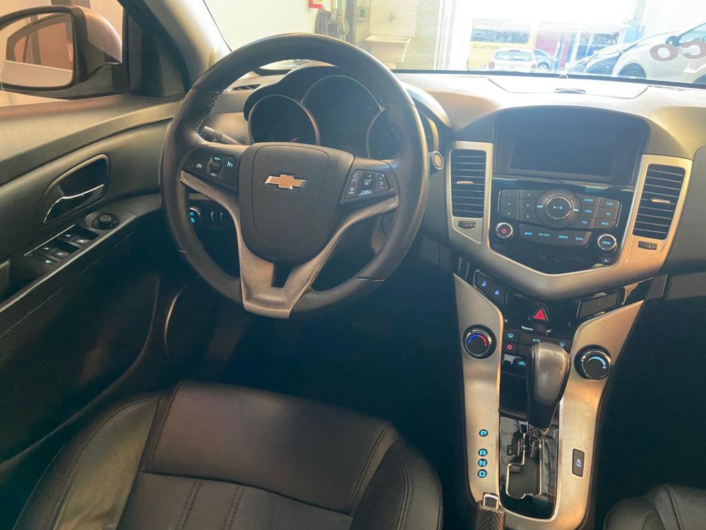 CHEVROLET Cruze Sedan - Foto
