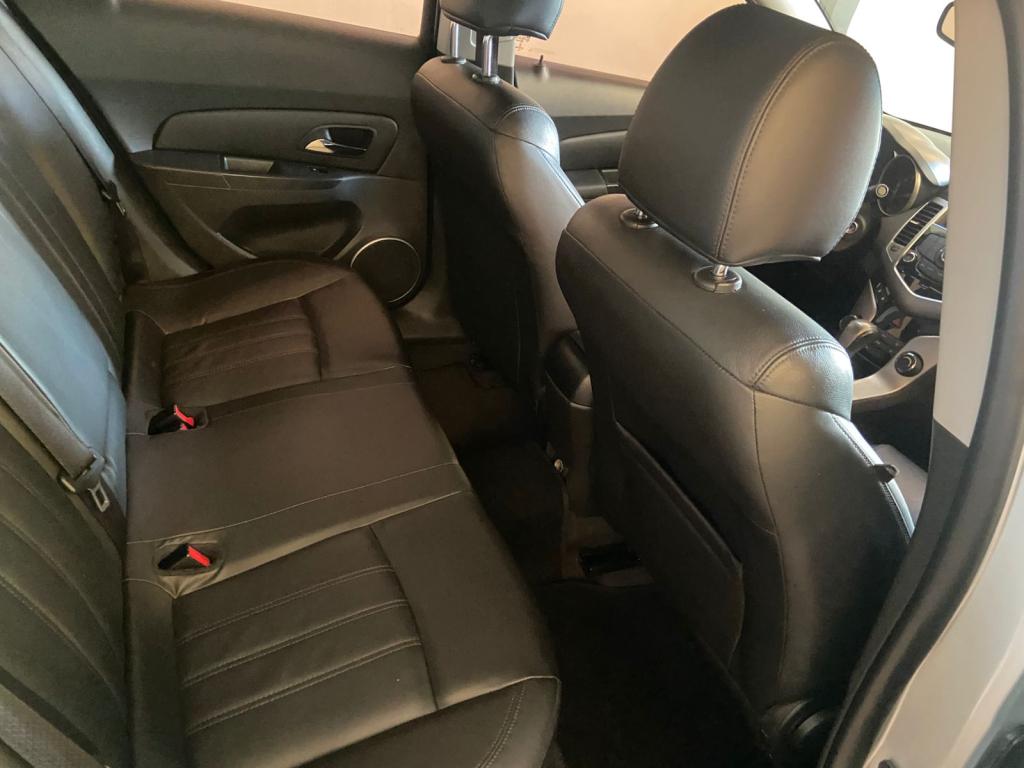 CHEVROLET Cruze Sedan - Foto