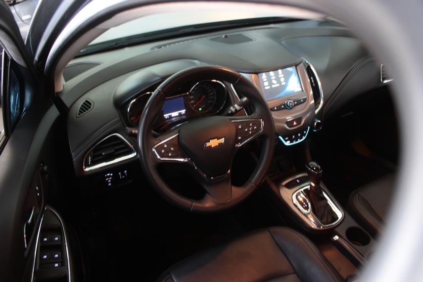 CHEVROLET Cruze Sedan - Foto