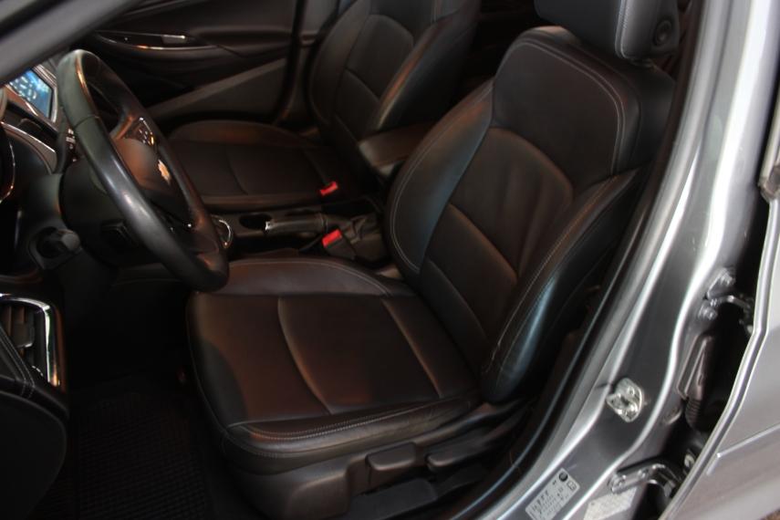 CHEVROLET Cruze Sedan - Foto