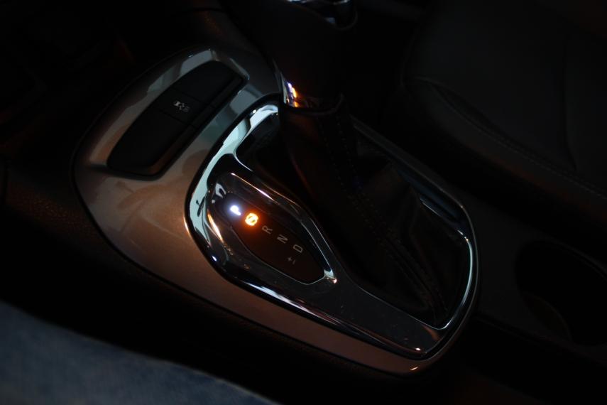 CHEVROLET Cruze Sedan - Foto