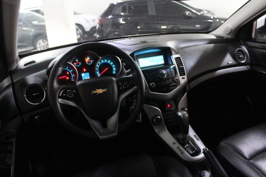 CHEVROLET Cruze Sedan - Foto