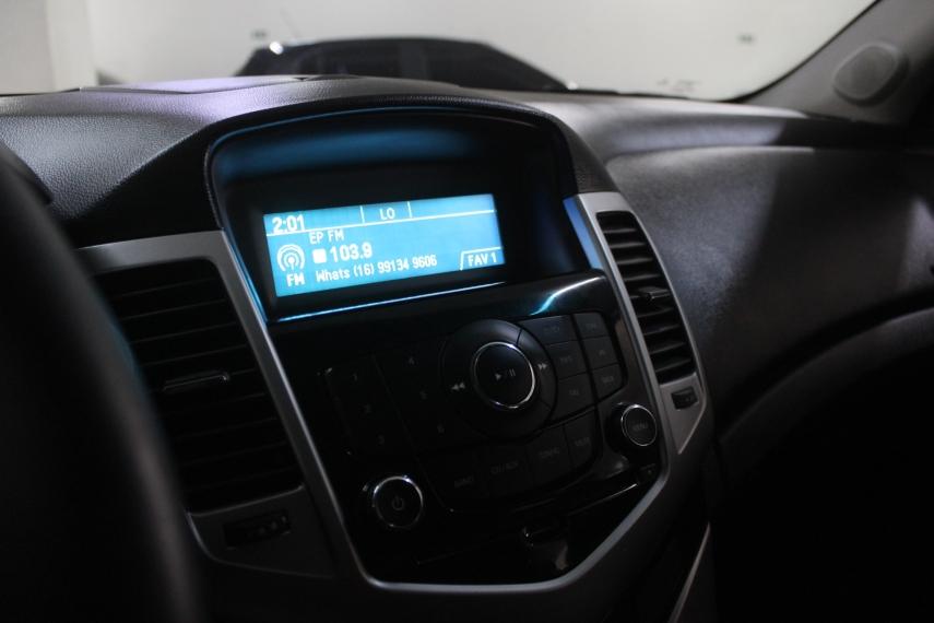 CHEVROLET Cruze Sedan - Foto