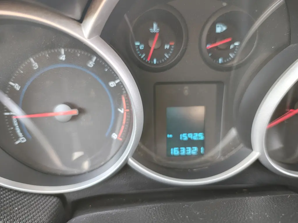 CHEVROLET Cruze Sedan - Foto